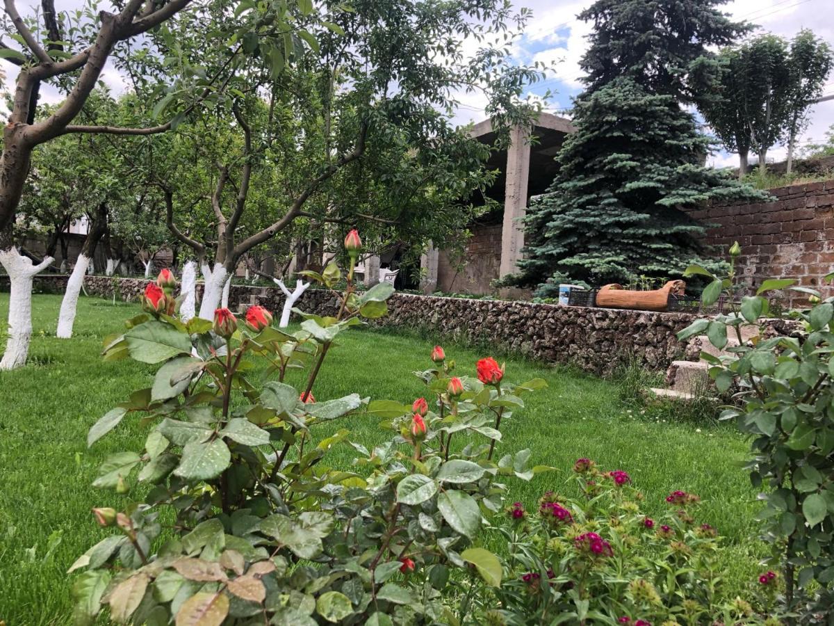Bed and Breakfast Chez Yvette Garni Esterno foto