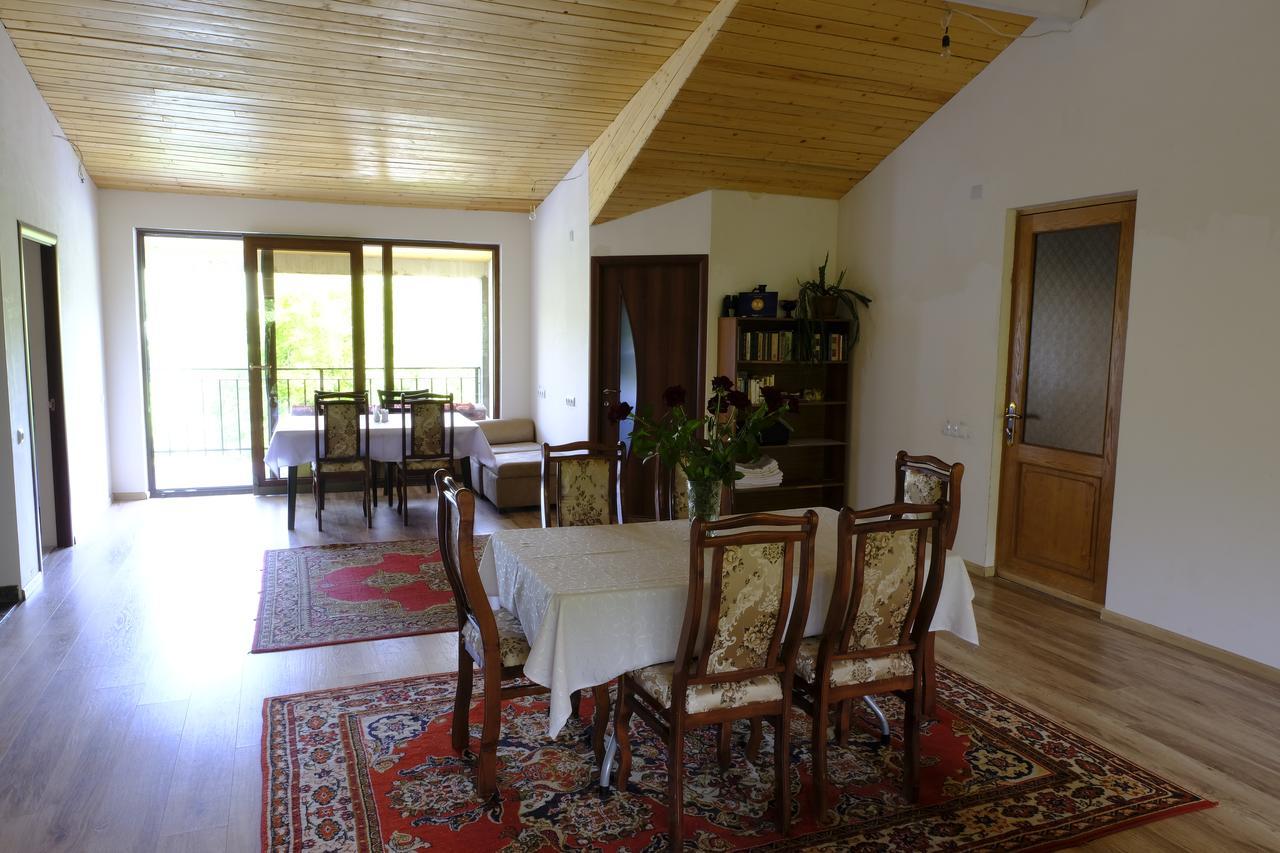 Bed and Breakfast Chez Yvette Garni Esterno foto