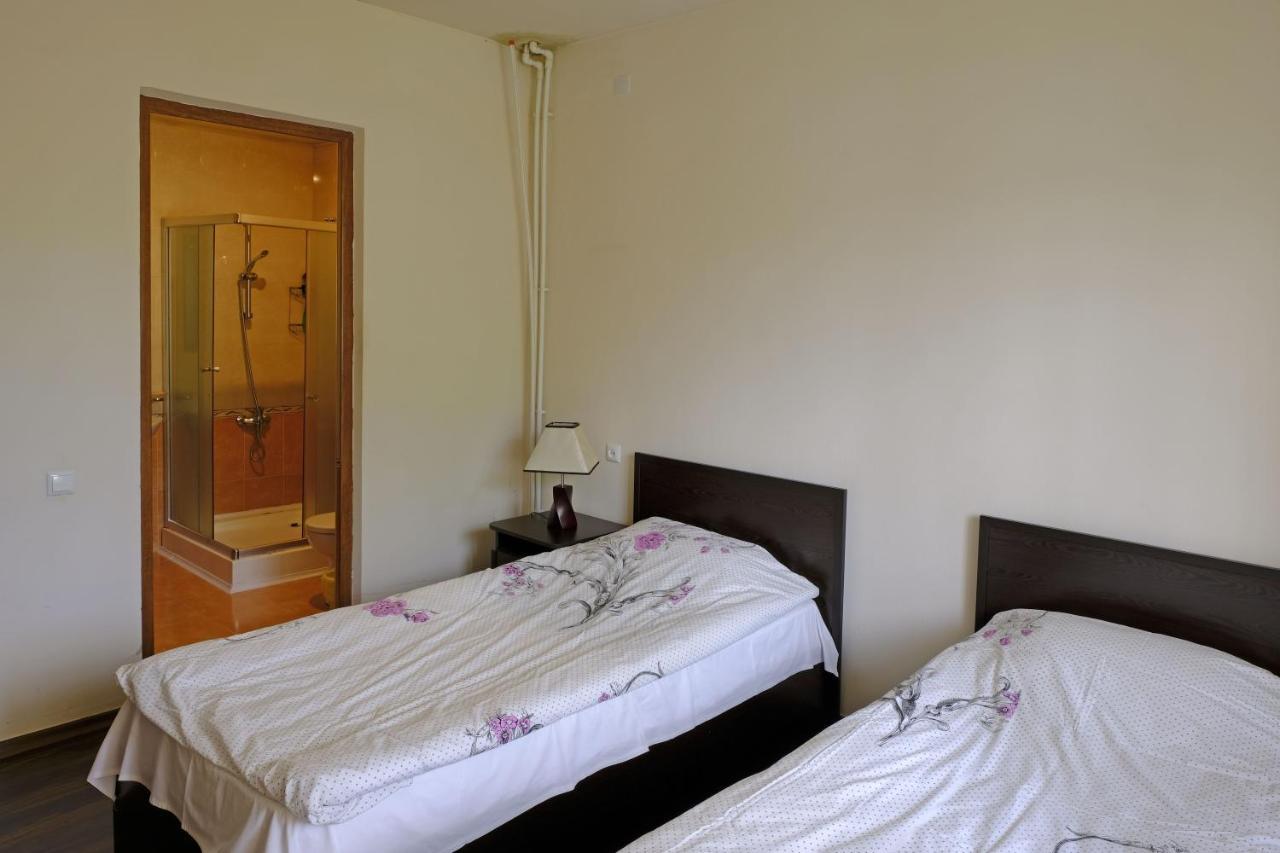 Bed and Breakfast Chez Yvette Garni Esterno foto