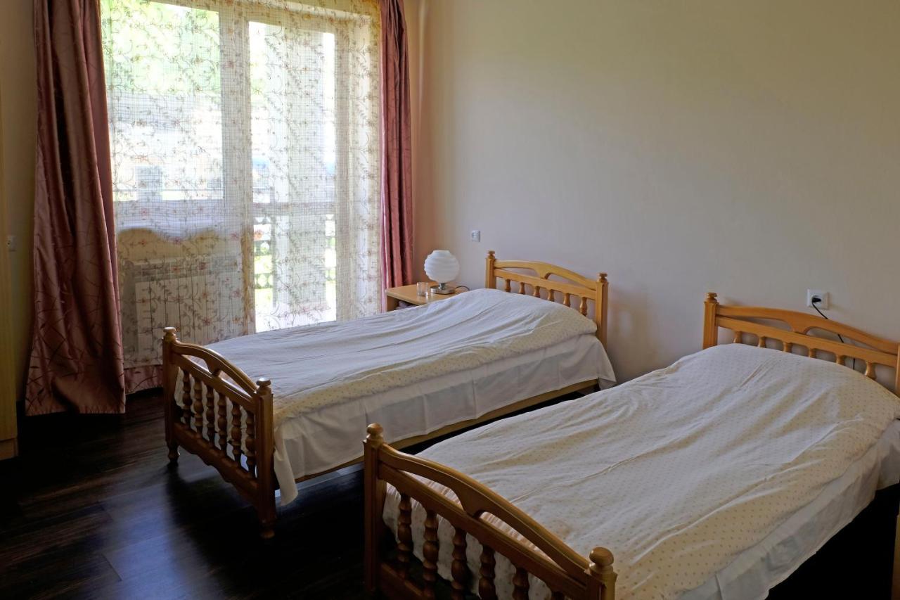 Bed and Breakfast Chez Yvette Garni Esterno foto